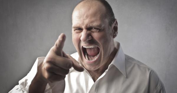 Всеки ден срещаме грубияни неучтиви хора досадни и агресивни чиновници