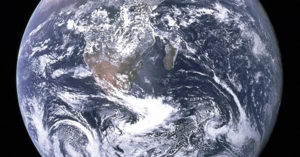 Ако скочите в тунел който стига чак до другия край