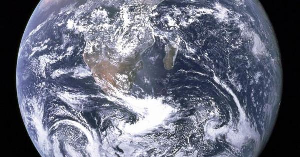 В древни времена хората вярвали че Земята е плоска и