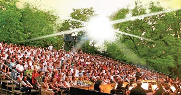 На 30 юни започва традиционния летен фестивал Опера в парка