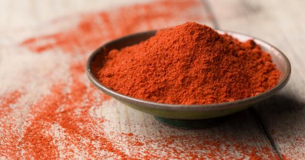 Освен за овкусяване на ястията червеният и черният пипер могат