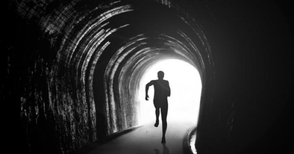 Знаете как се тича Правили сте го хиляди пъти Размахвате ръце