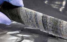 Учени откриха нови части от пъзела на първия живот на Земята 