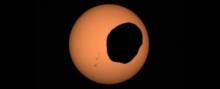 Тези сюрреалистични видеа показват как изглежда слънчево затъмнение на Марс