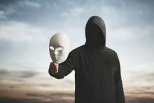 Тя дълго време не наричаше това насилие, а труден характер