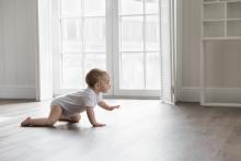 Вижте защо вдишването на малко прах е полезно за вашето дете