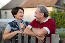 Виц: Пено, ти да не си ми изневерила с философа на селото?