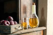 Виц: Едно шише ракия срещу мъката