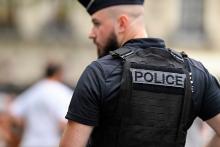 Виц: Лудата лелка с пъстрата шапка е тъща ми