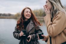 Виц: Врачанка носи палто от Париж