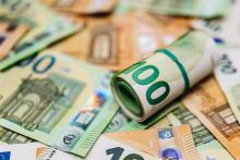 Виц: От днес искам 2000 евро заплата и четири почивни дни седмично!