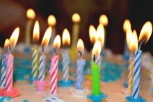 Виц: Пешо, как разбра, че остаряваш?