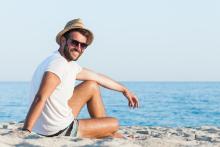 Виц: Тъщата се къпе в морето